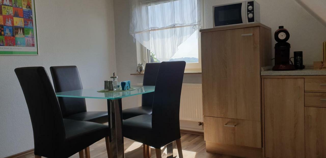 Ferien- Messewohnung Naehe Koeln-messe Flughafen Bonn Apartment