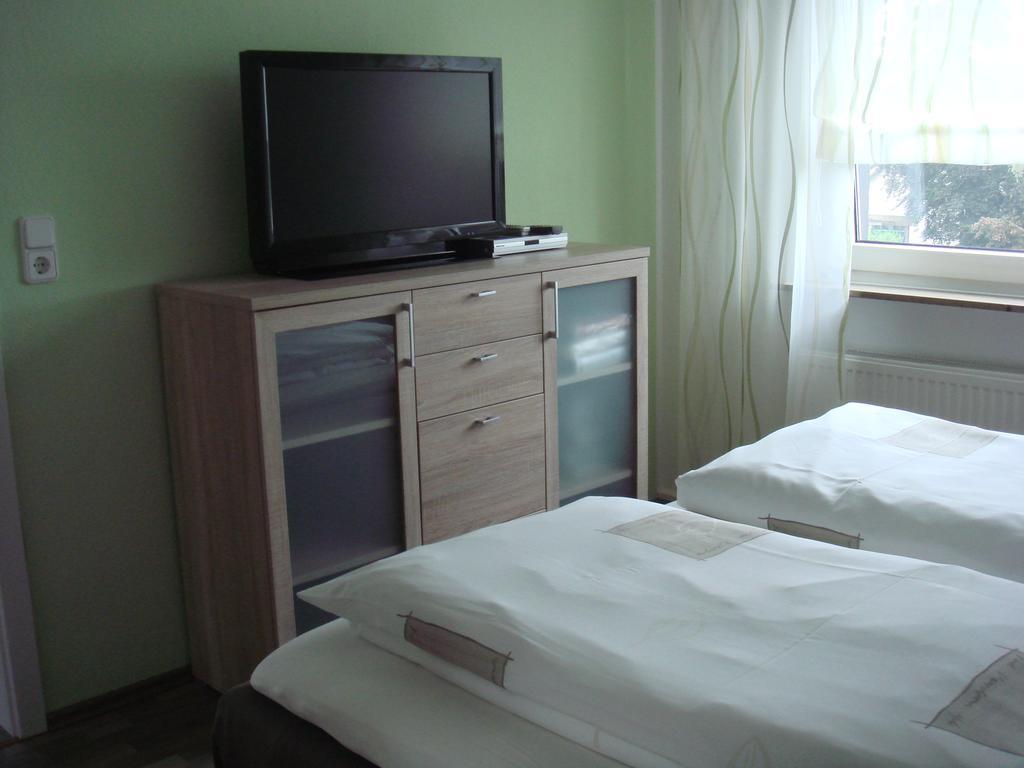 Ferien- Messewohnung Naehe Koeln-messe Flughafen Bonn Apartment Rosrath