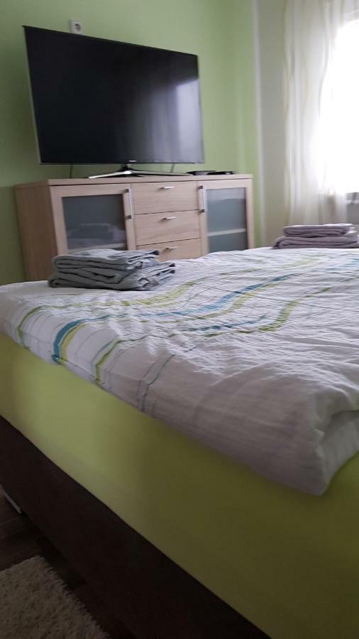 Apartment Ferien- Messewohnung Naehe Koeln-messe Flughafen Bonn