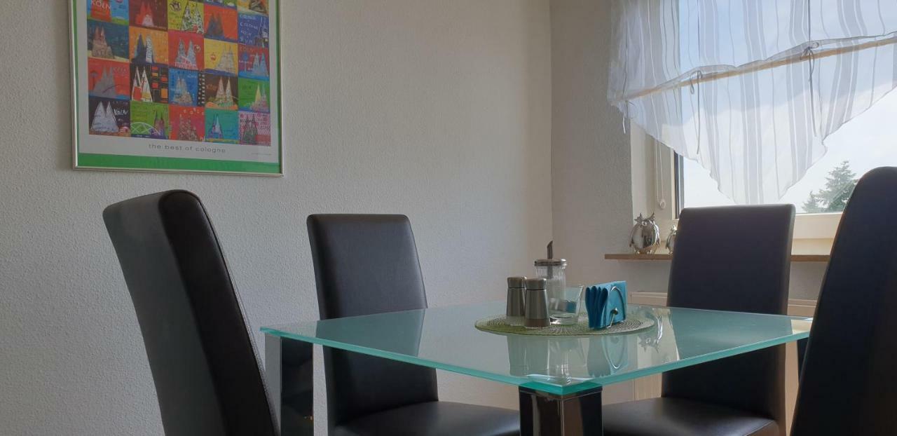 Ferien- Messewohnung Naehe Koeln-messe Flughafen Bonn Rosrath